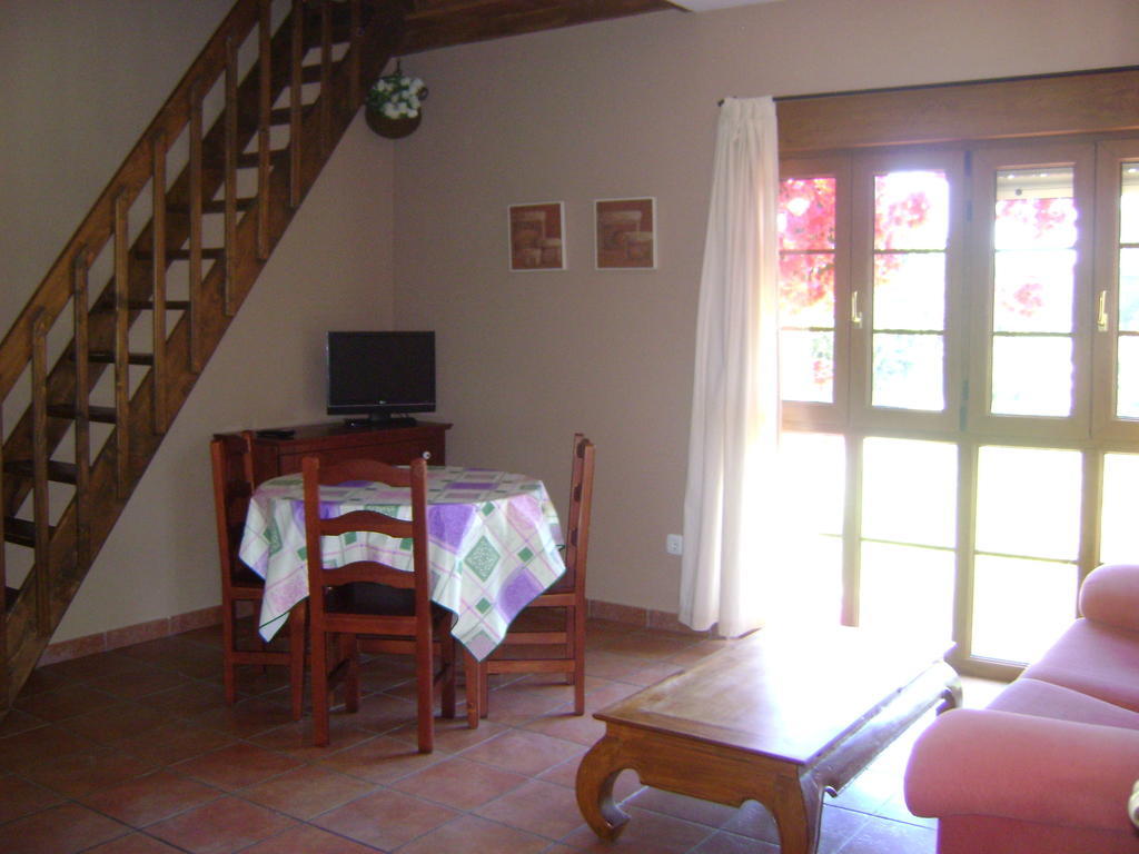 Apartamentos Dos Robles سومو الغرفة الصورة